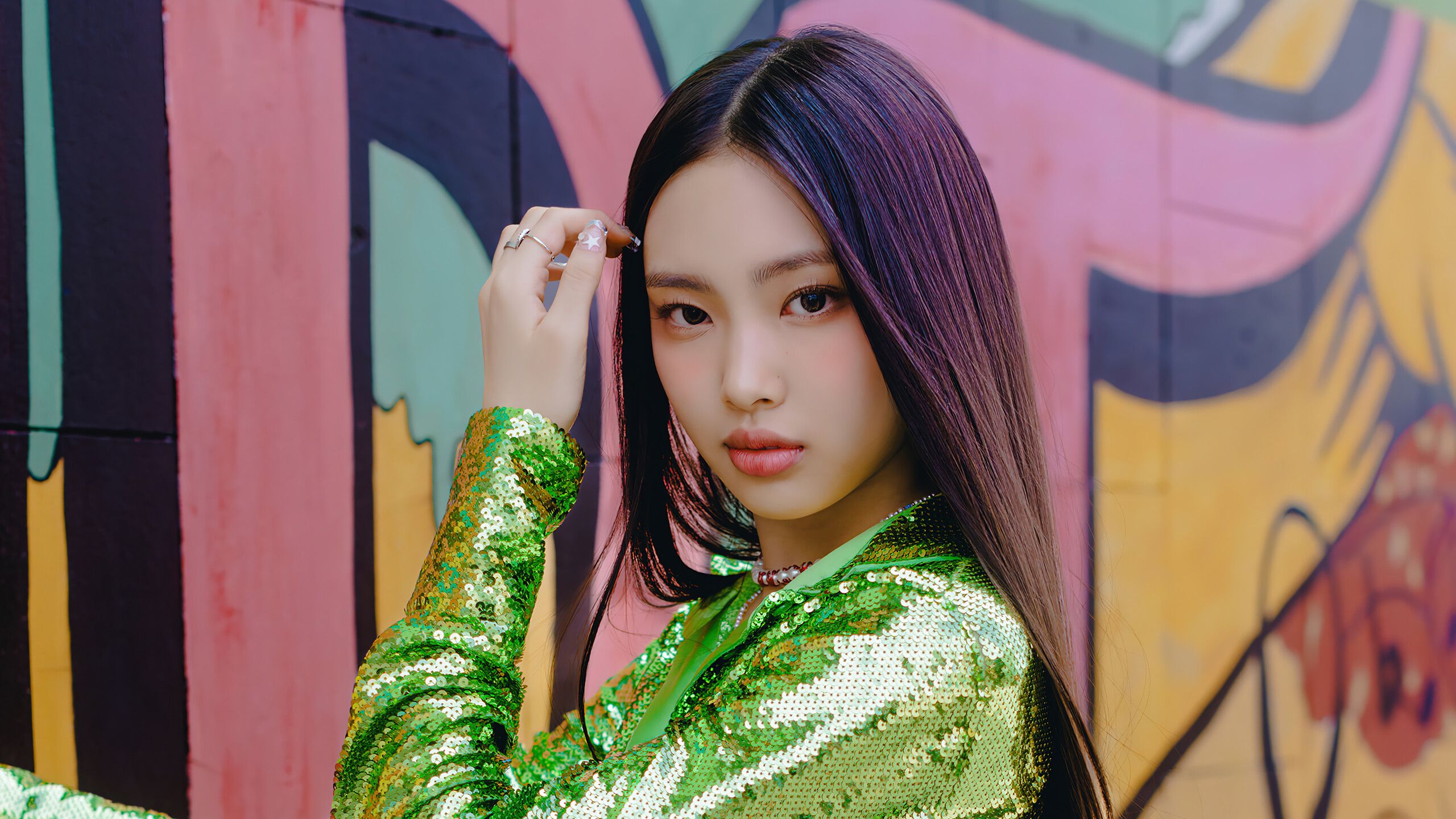 2560x1440 Hyein NewJeans Wallpaper 4K HD PC g