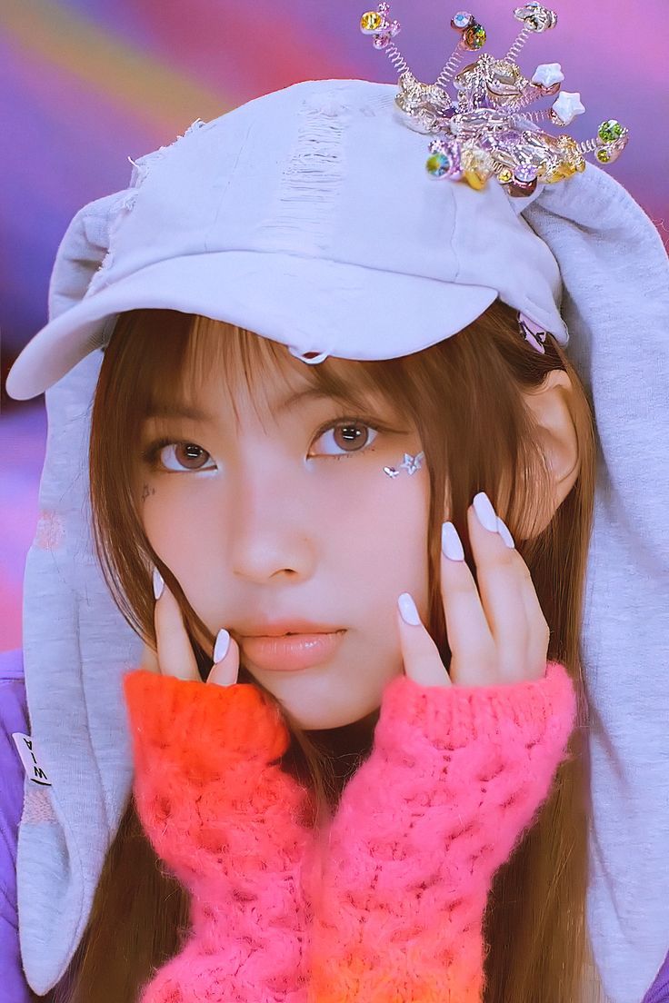 736x1104 NEWJEANS #HYEIN