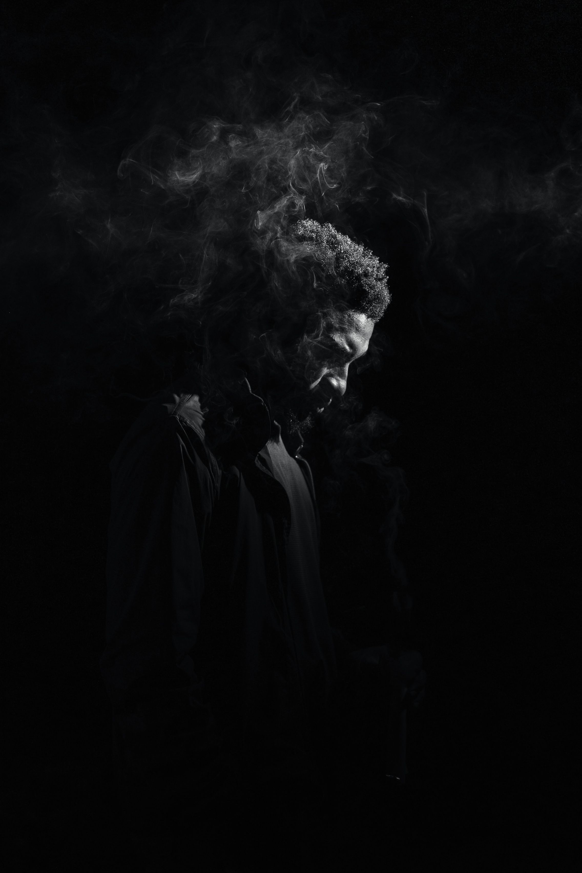 2272x3408 Man Smoke And Disappear Photo, Download The BEST Free Man Smoke And Disappear & HD Image