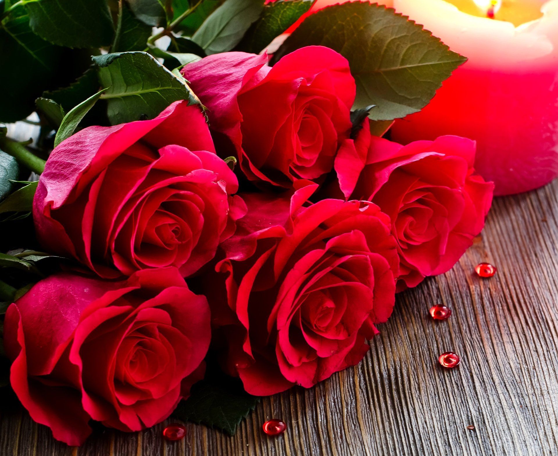 1920x1571 4K Ultra HD Red Rose Bouquet