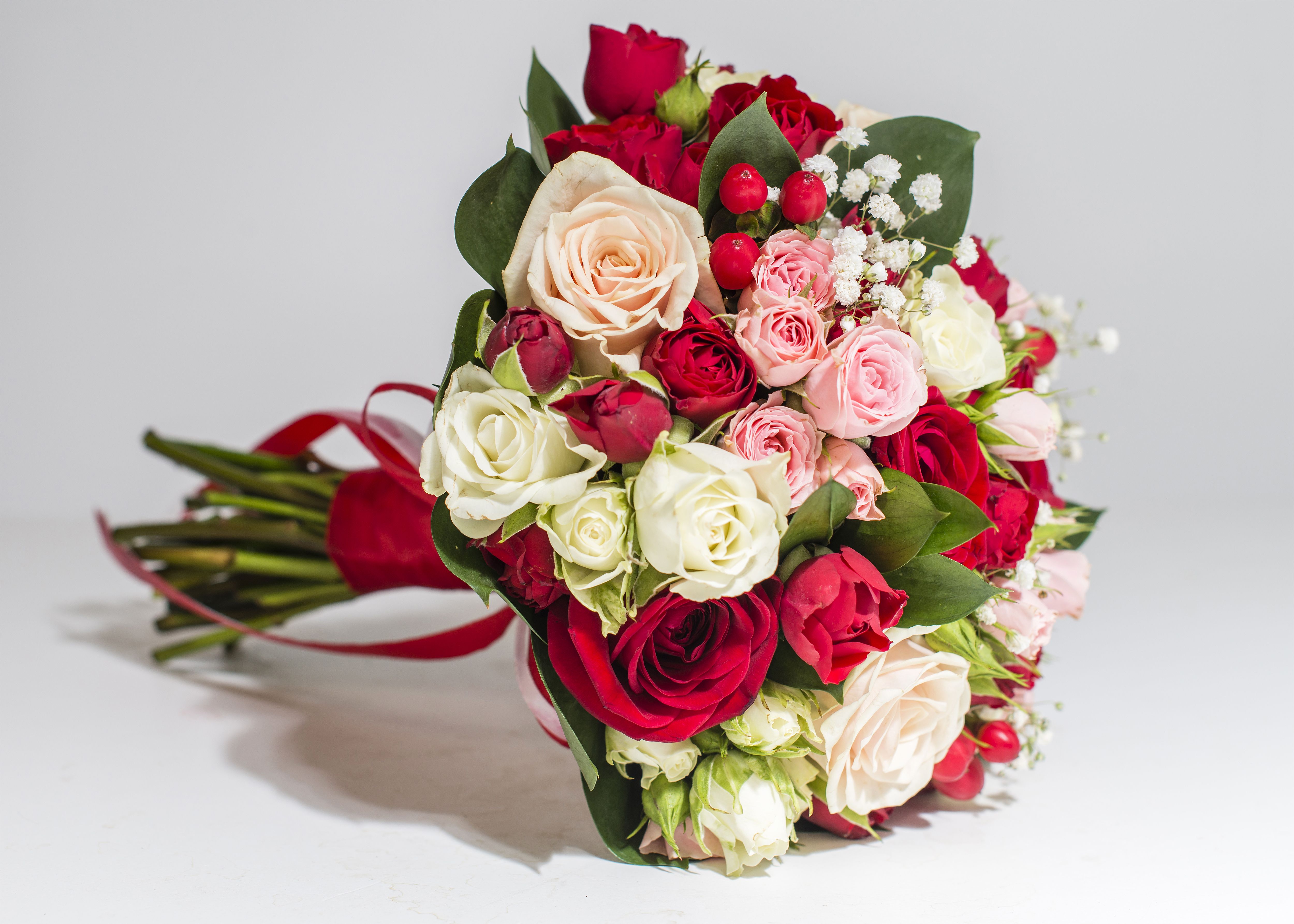 5000x3571 Beautiful Rose Bouquet Background​-Quality Free Image and Transparent PNG Clipart