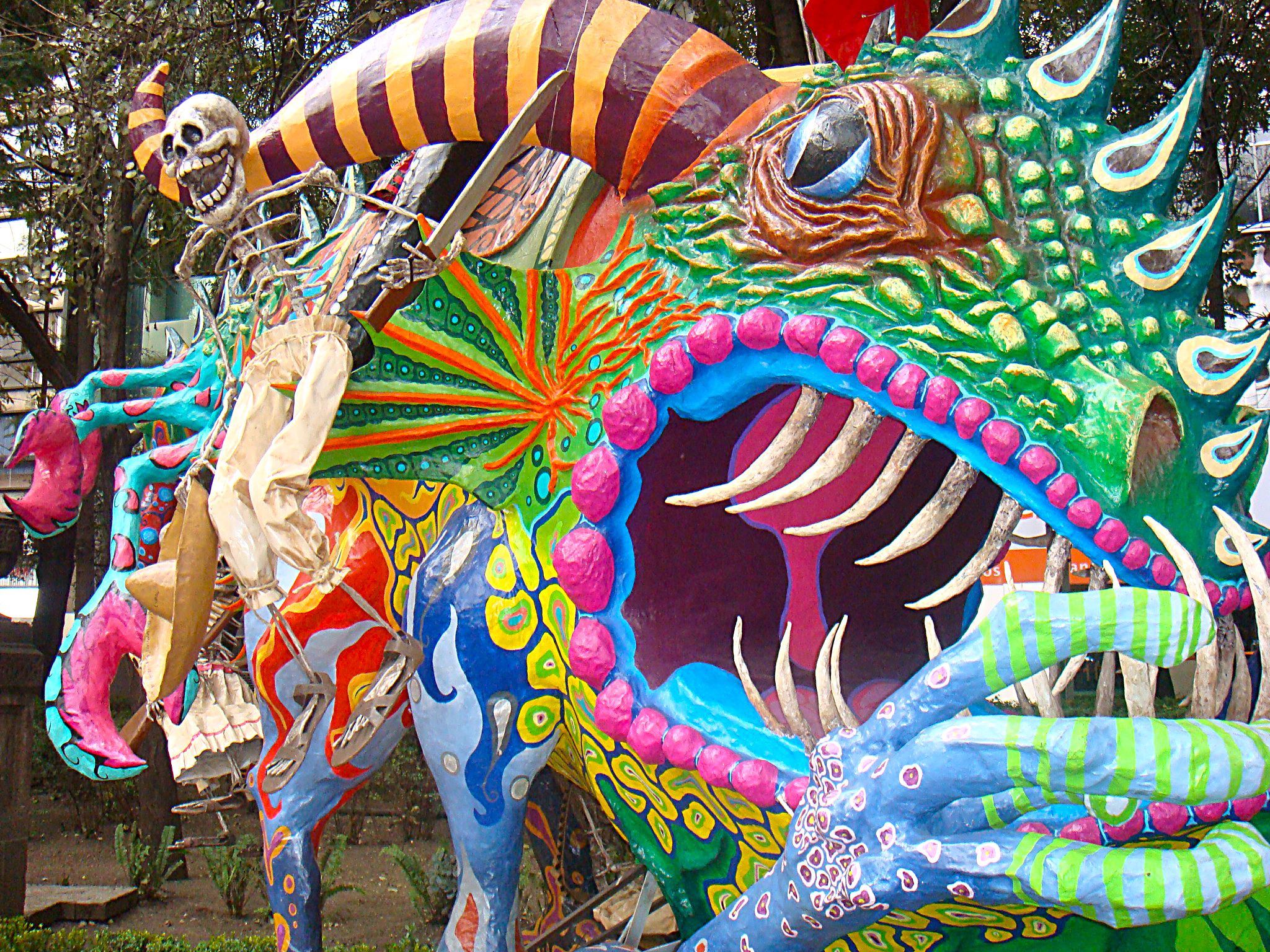 2048x1536 Alebrije