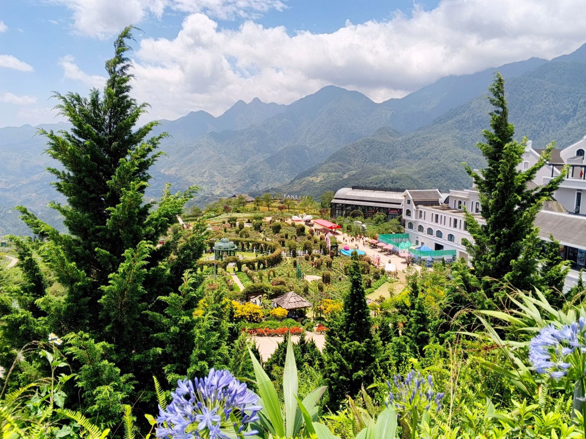 1920x1440 Mount Fansipan: Expectation vs. Reality. Trip.com Hanoi
