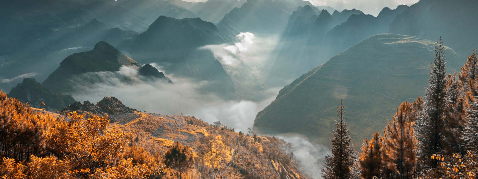 1920x720 Conquering Fansipan
