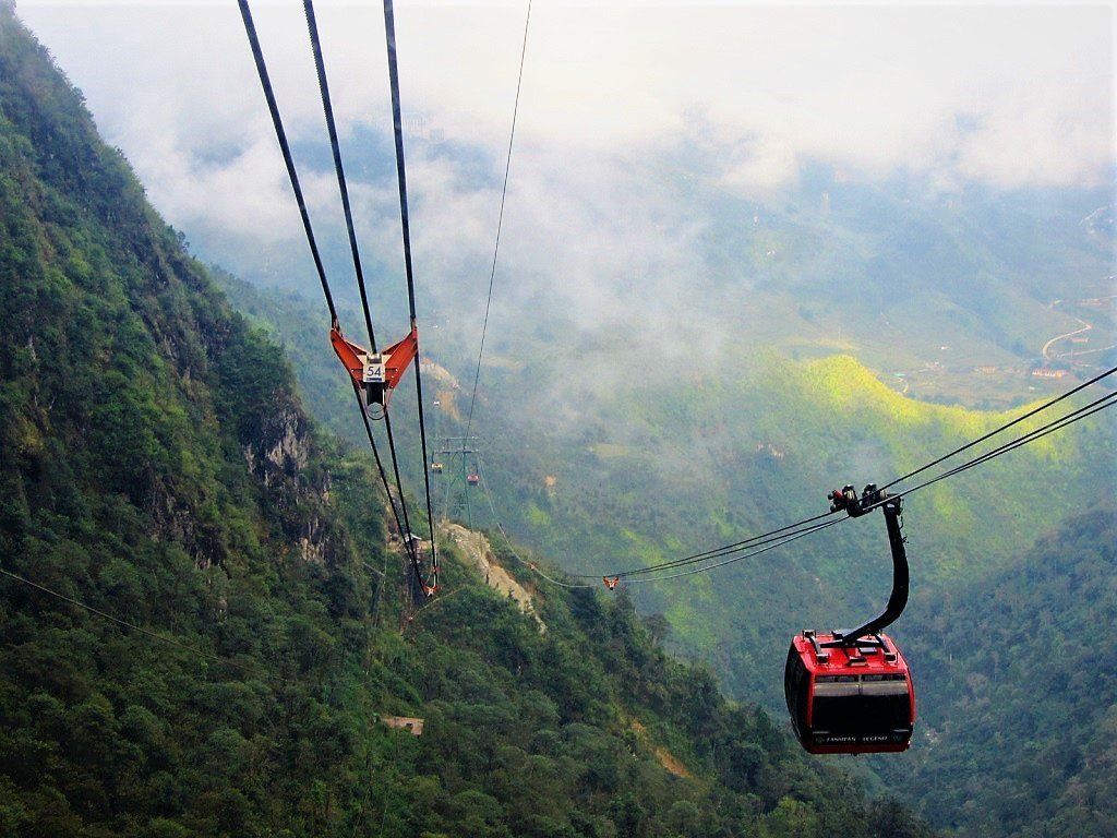 1024x768 A Guide to Climbing Mount Fansipan Independently