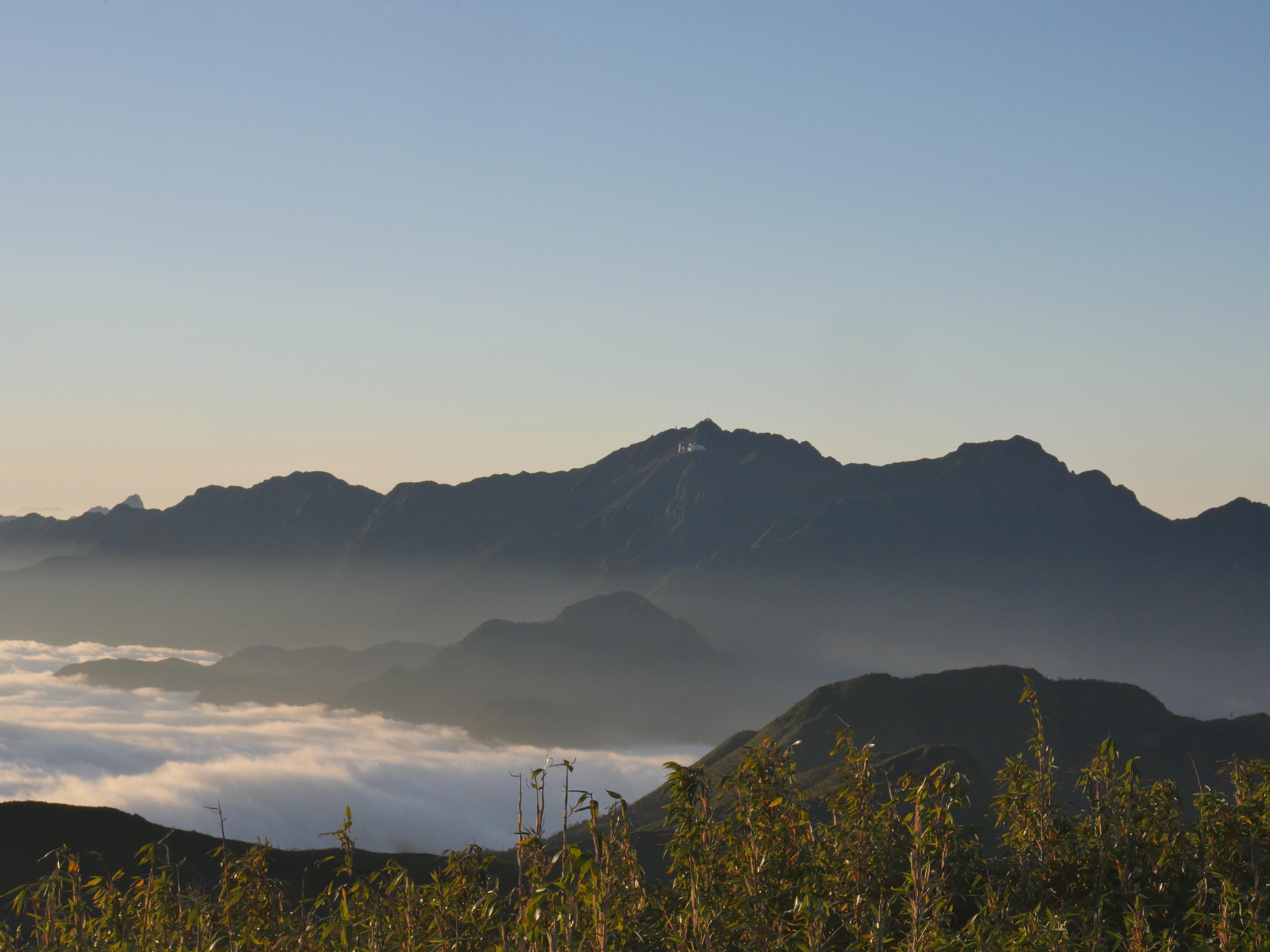 4608x3456 Is Anyone Planning To Hike Fansipan—the Highest Mountain In Indochina In Sapa? I Am A Local Guide Here. Ask Me Anything! : R Vietnam_Tourism