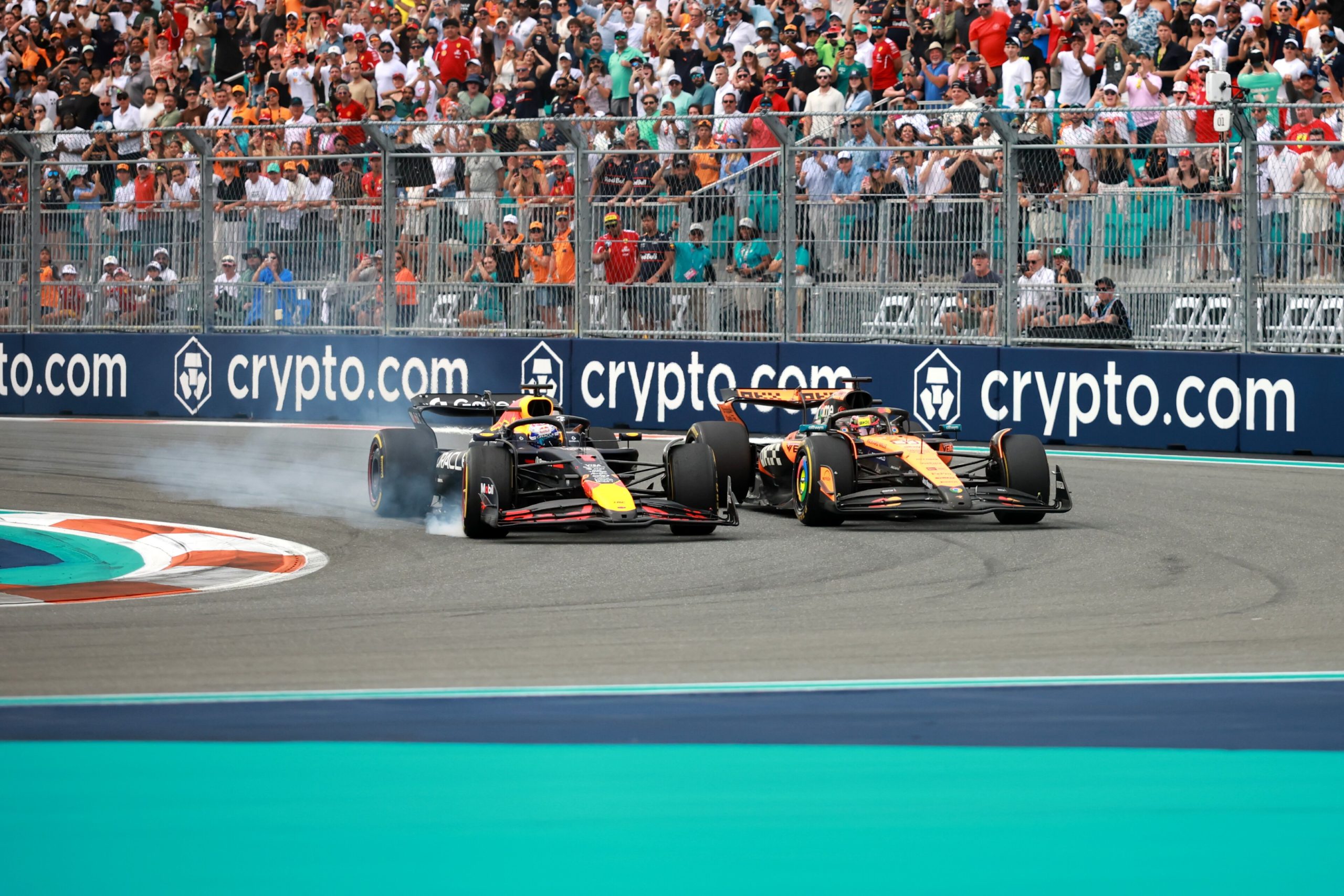 2560x1707 Wallpaper Photo 2025 Miami F1 Grand Prix