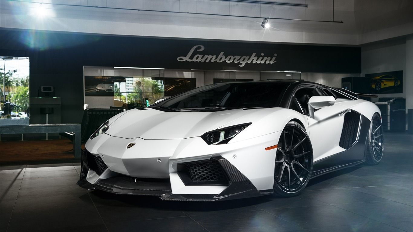 1366x768 Aventador Lamborghini Miami Luxury Car HD Wallpaper