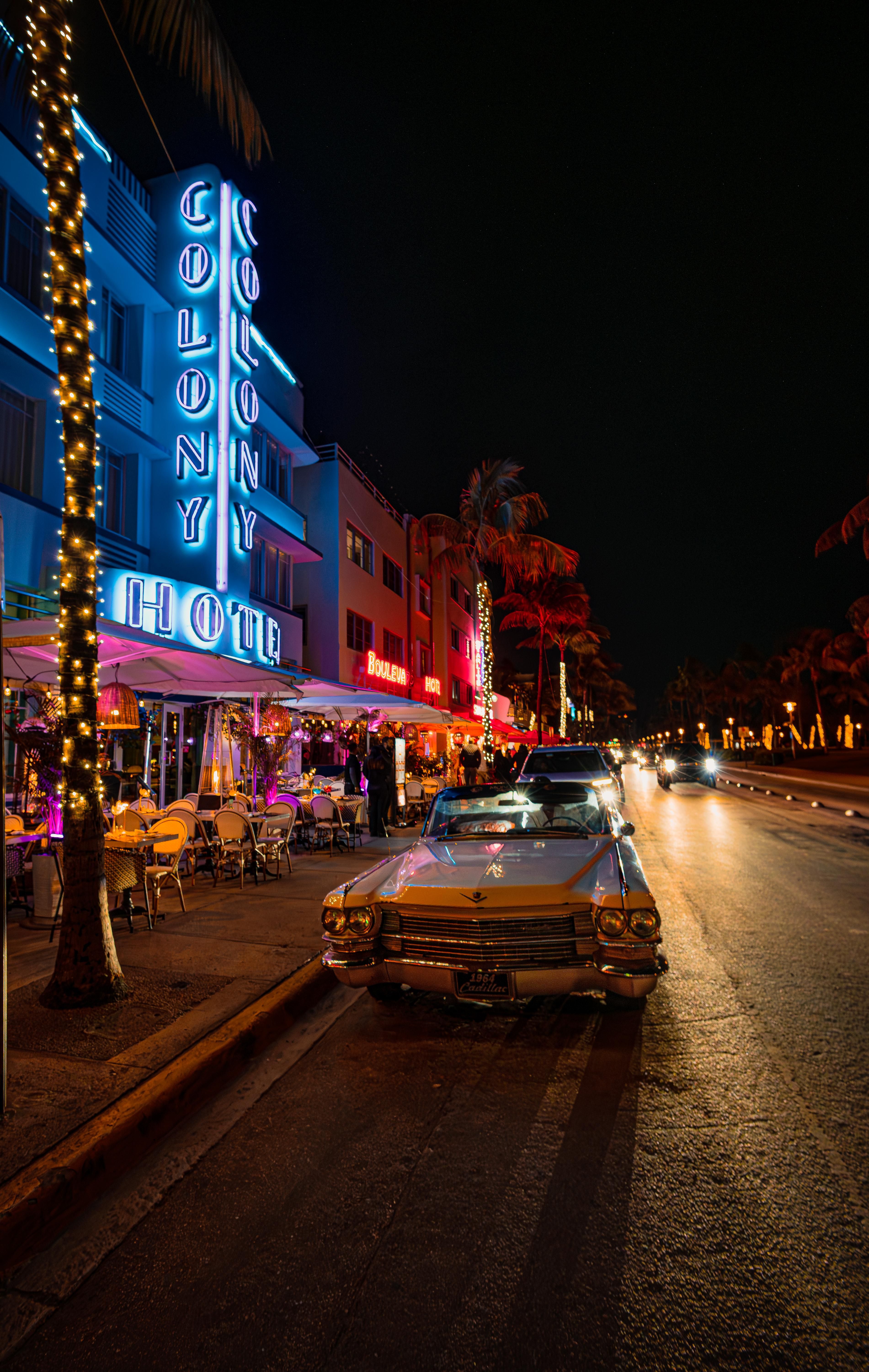 3802x6000 Just came back from a trip to Miami. Ocean Drive is beautiful