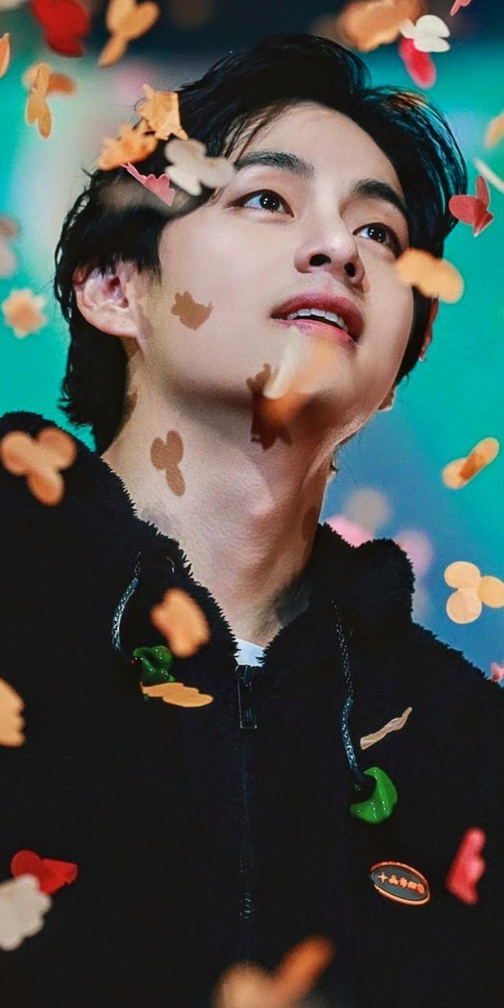 736x1472 v#bts#wallpaper#iconic#kimteahyung
