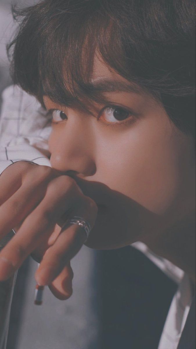 675x1200 Kim Taehyung Wallpaper