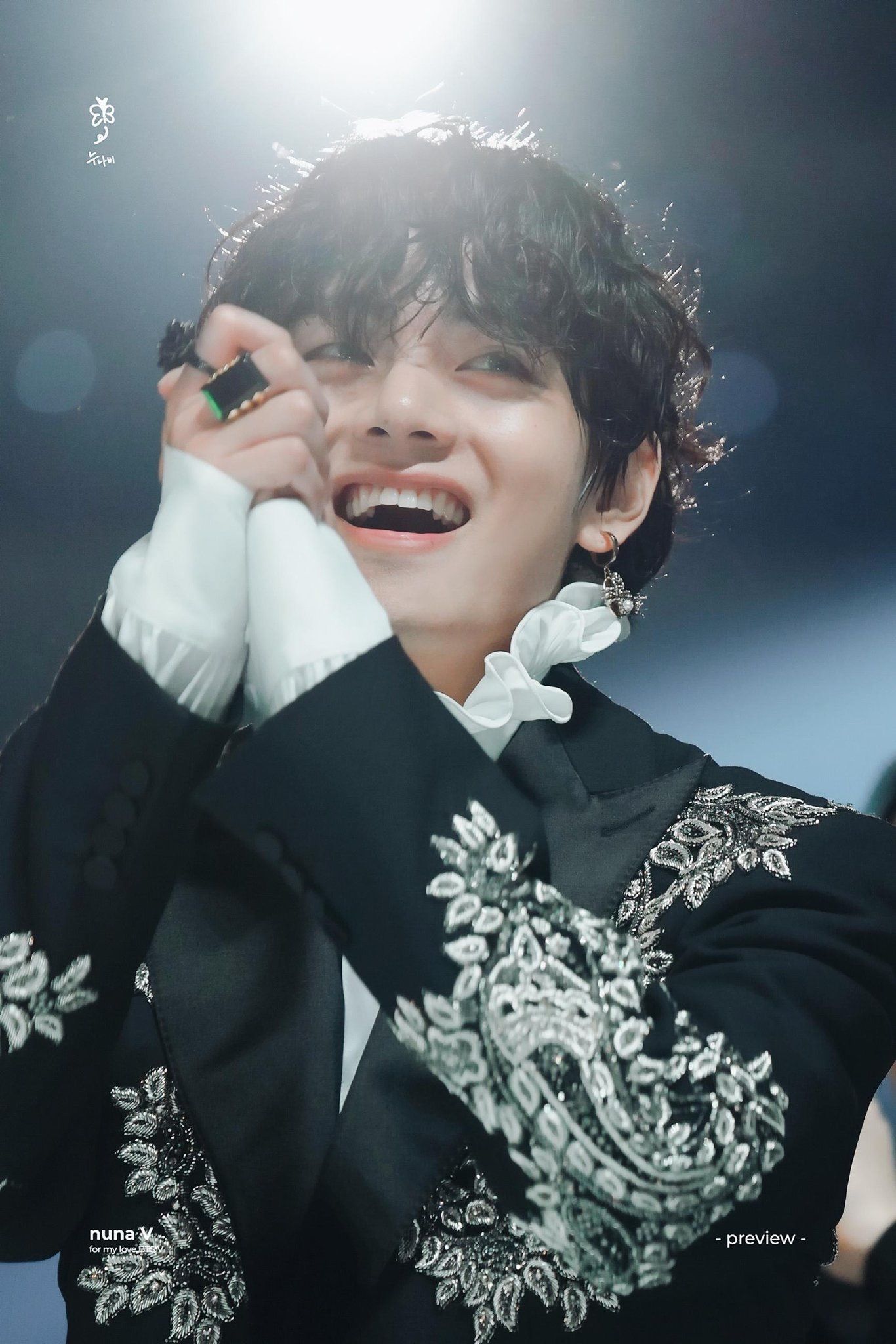 1366x2048 BTS V Smile Wallpaper