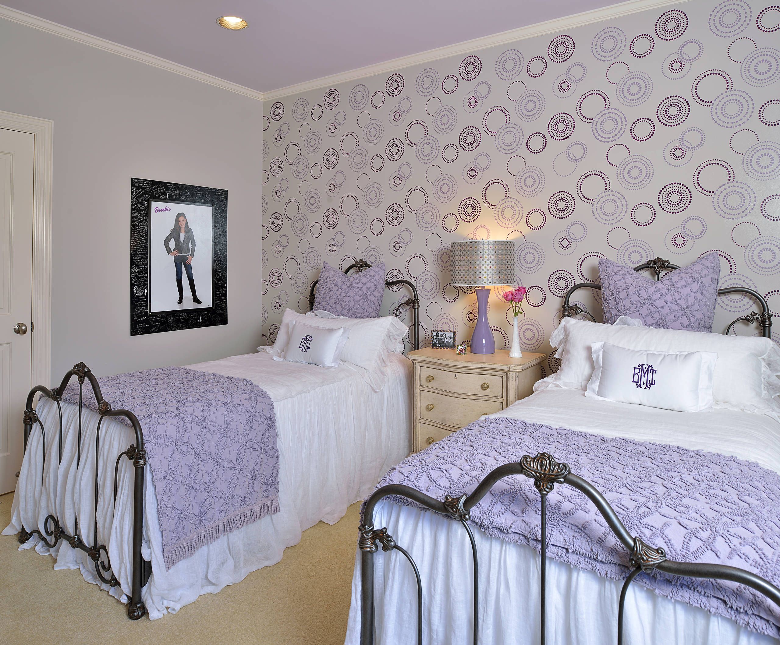 2560x2118 Wallpaper Accent Wall & Ideas