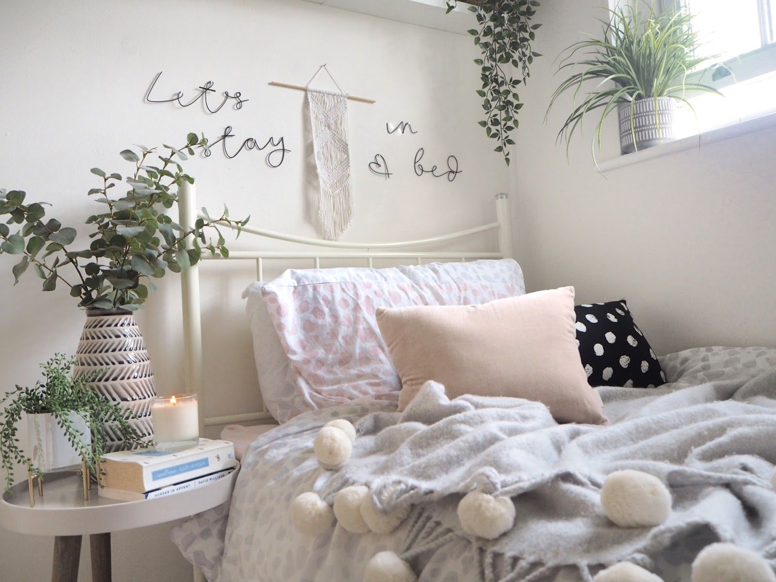 1600x1200 How to Transform your Student Room on a Budget