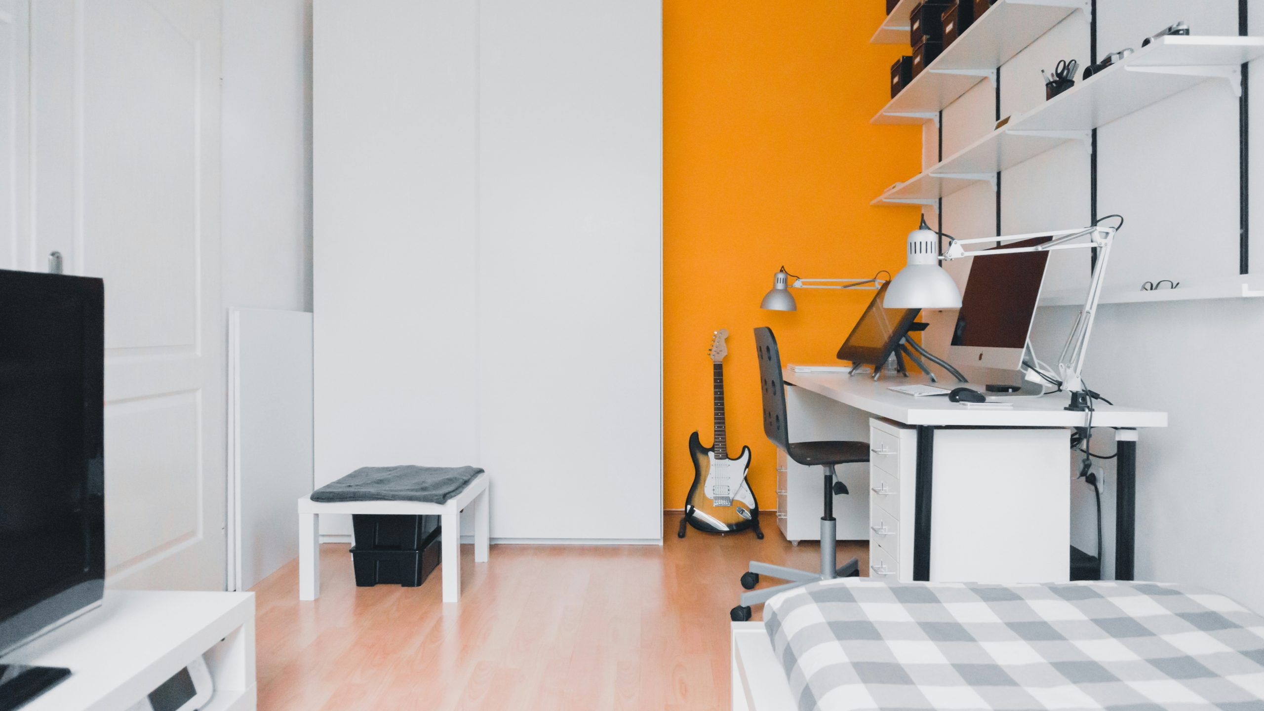 2560x1440 Dorm Room Decor: Affordable DIY Tips and Tricks for Students