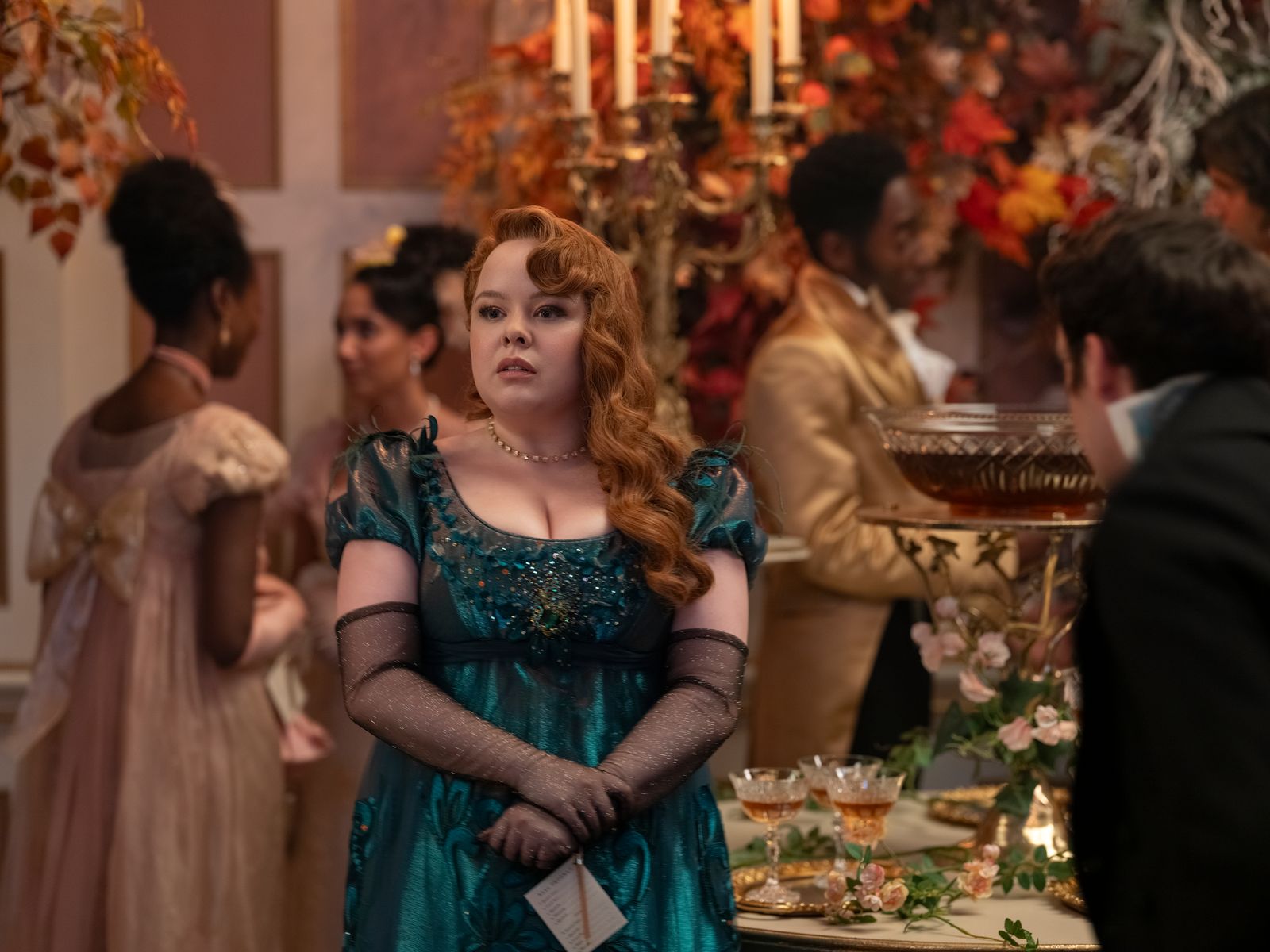 1600x1200 Nicola Coughlin Wears More Than $000 Worth of Wigs in Bridgerton Season 3