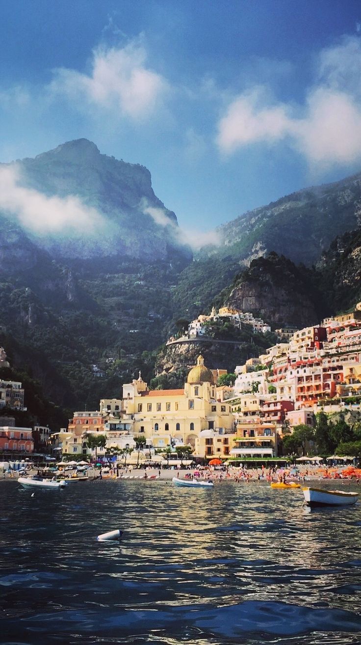 736x1313 Southern Italy Wallpaper