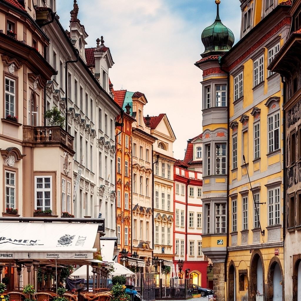 1024x1024 Prague Street Corner iPad Wallpaper Free Download
