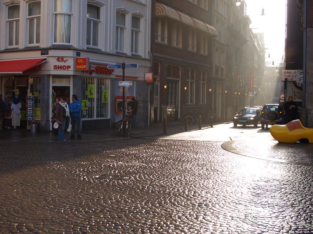 1024x768 Street Corner. All of the streets in Amsterdam are made of