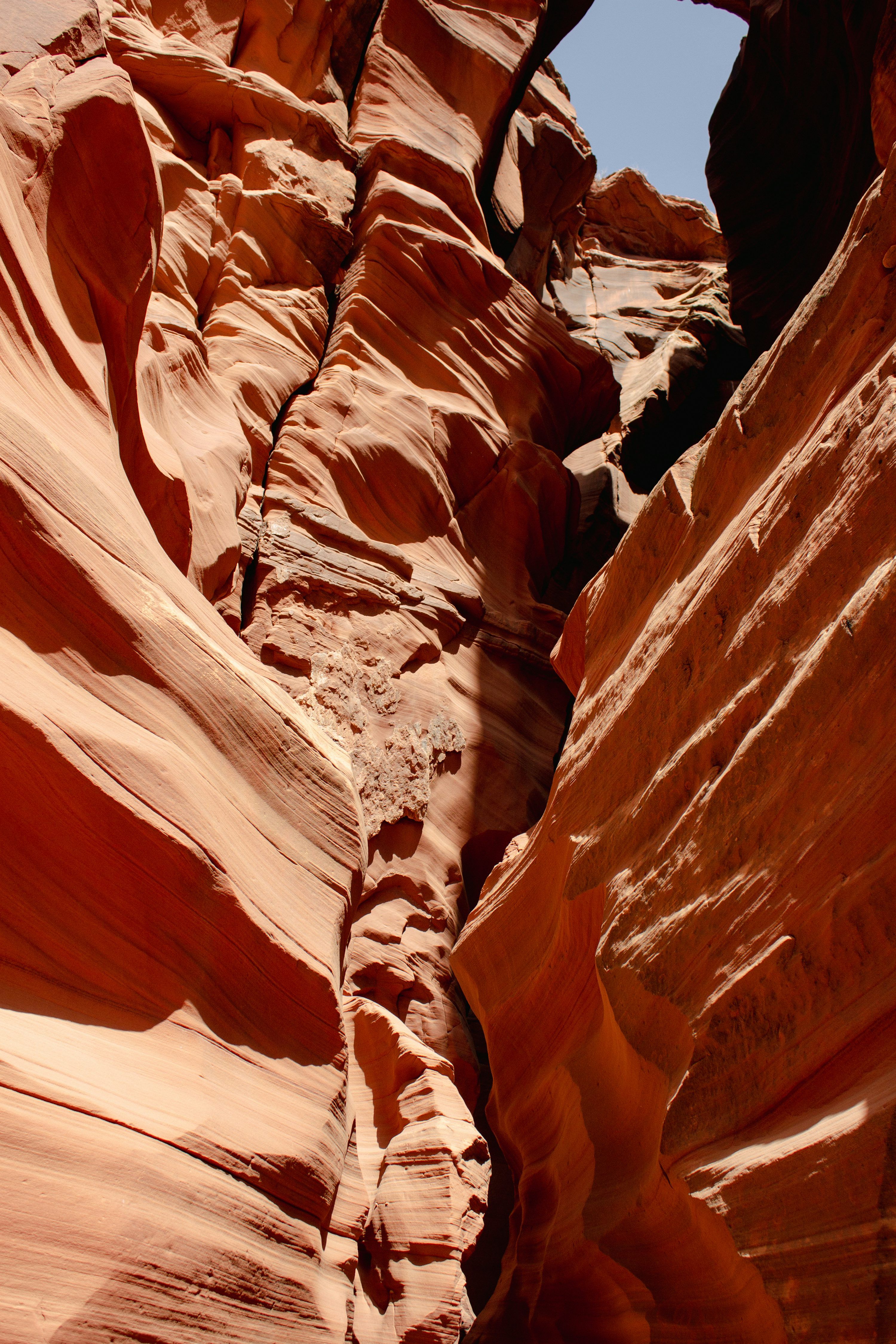 3000x4500 A red rock canyon photo