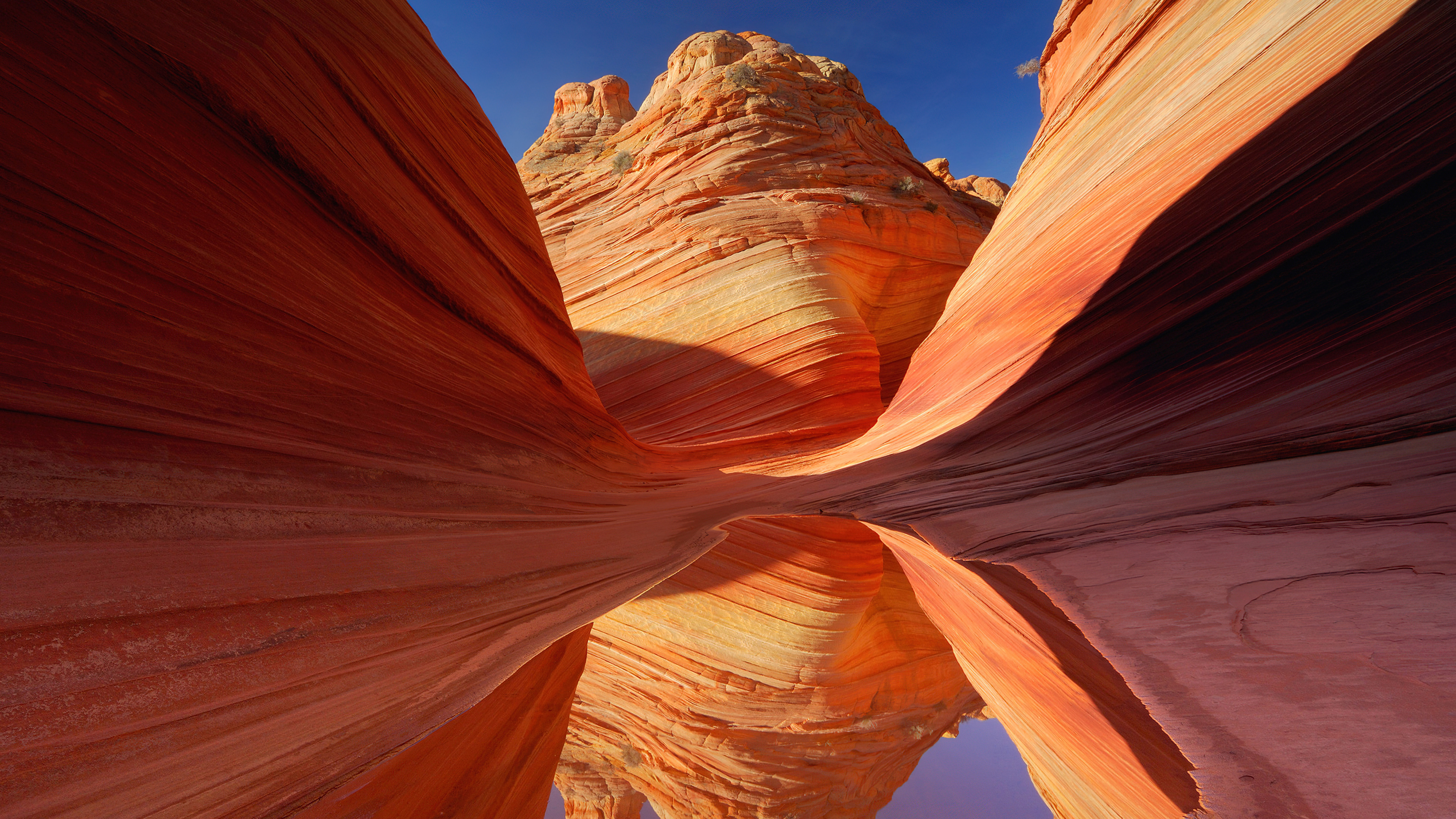 3300x1856 Most Popular Desert Canyon Wallpaper