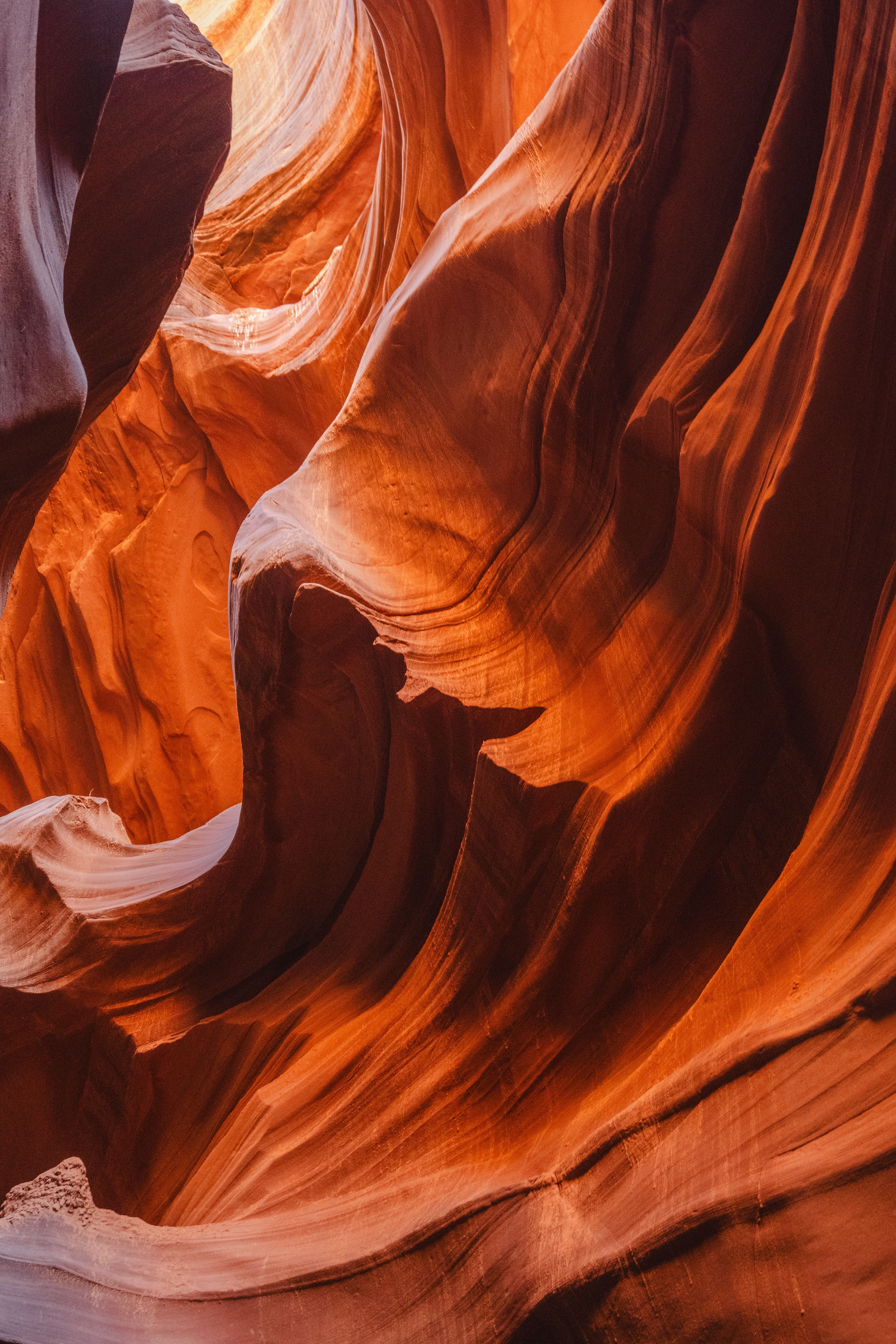 3712x5568 Stunning Patterns in Antelope Canyon, Arizona · Free