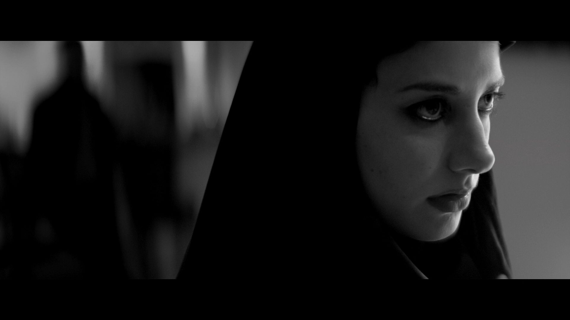 1920x1080 A Girl Walks Home Alone At Night Blu Ray
