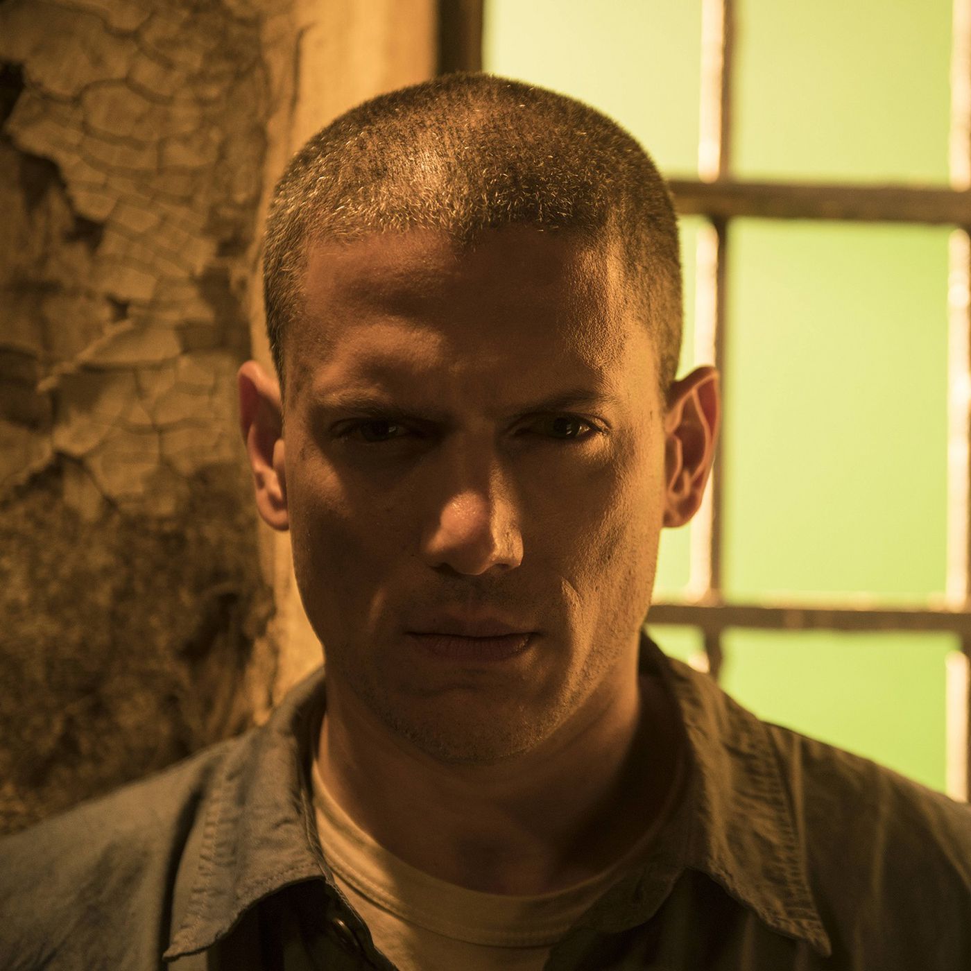 1400x1400 Prison Break Season 5 Wallpaper