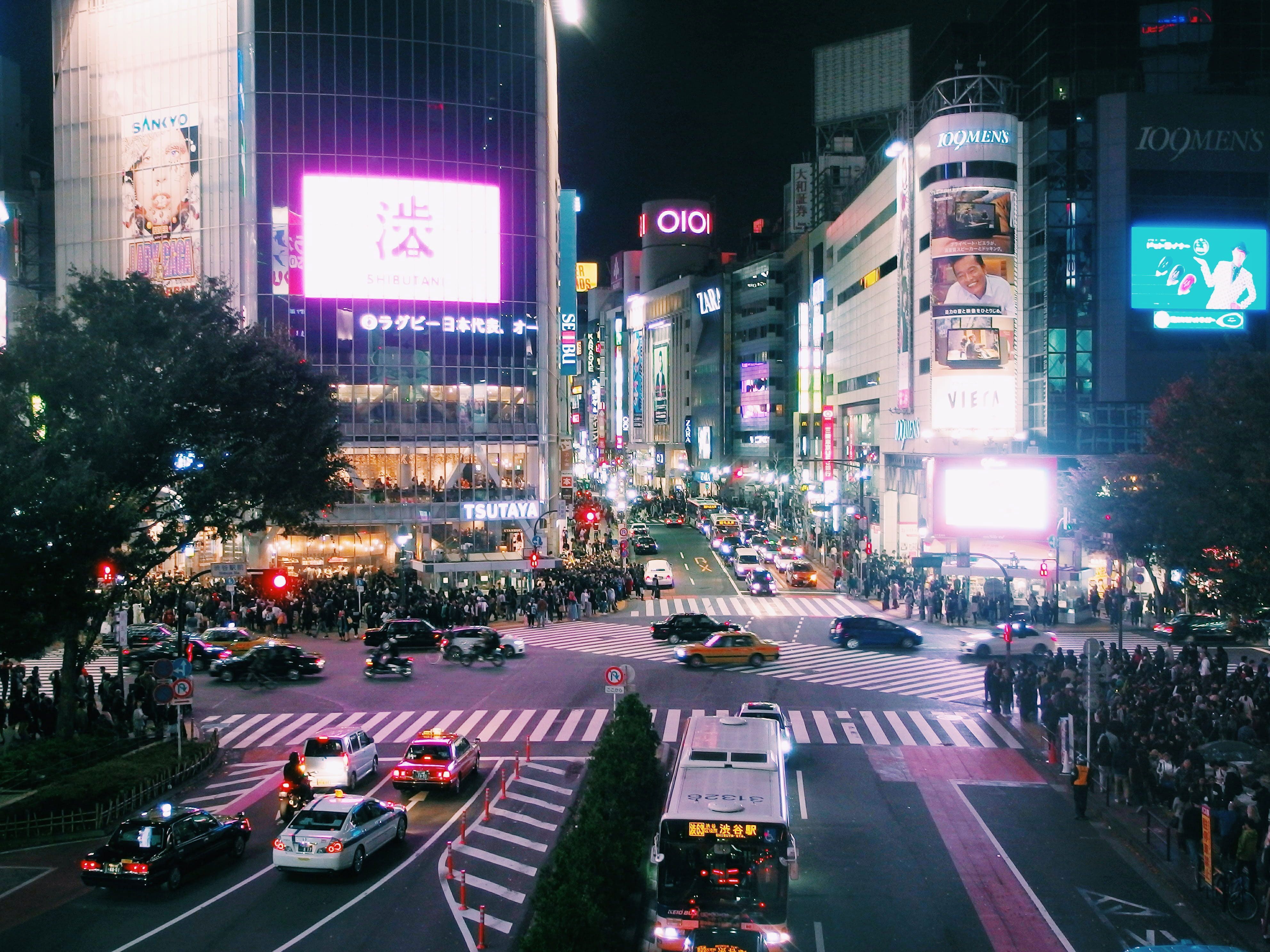 3968x2976 Shibuya Crossing Wallpaper