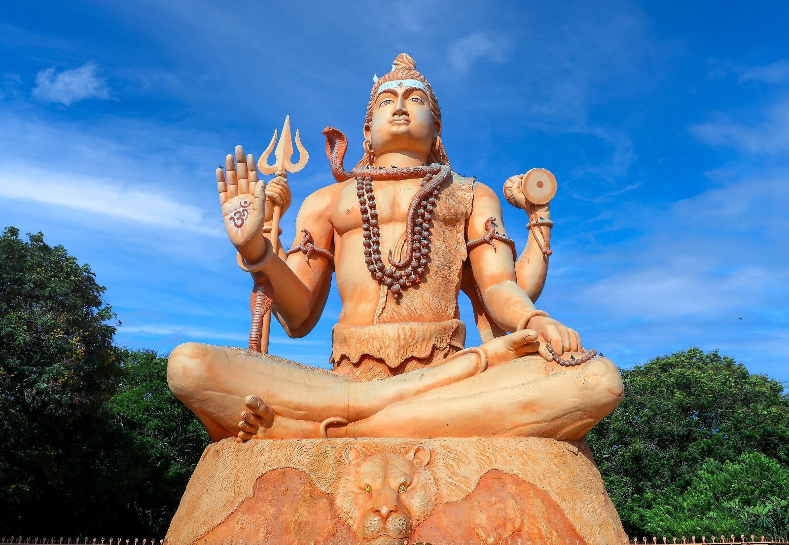1600x1105 Nageshwar Jyotirlinga