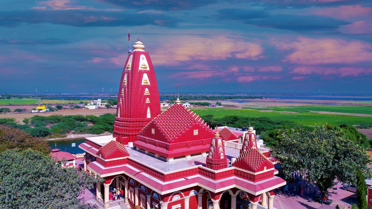 1280x720 Explore Dwarka's Nageshwar Jyotirling Temple