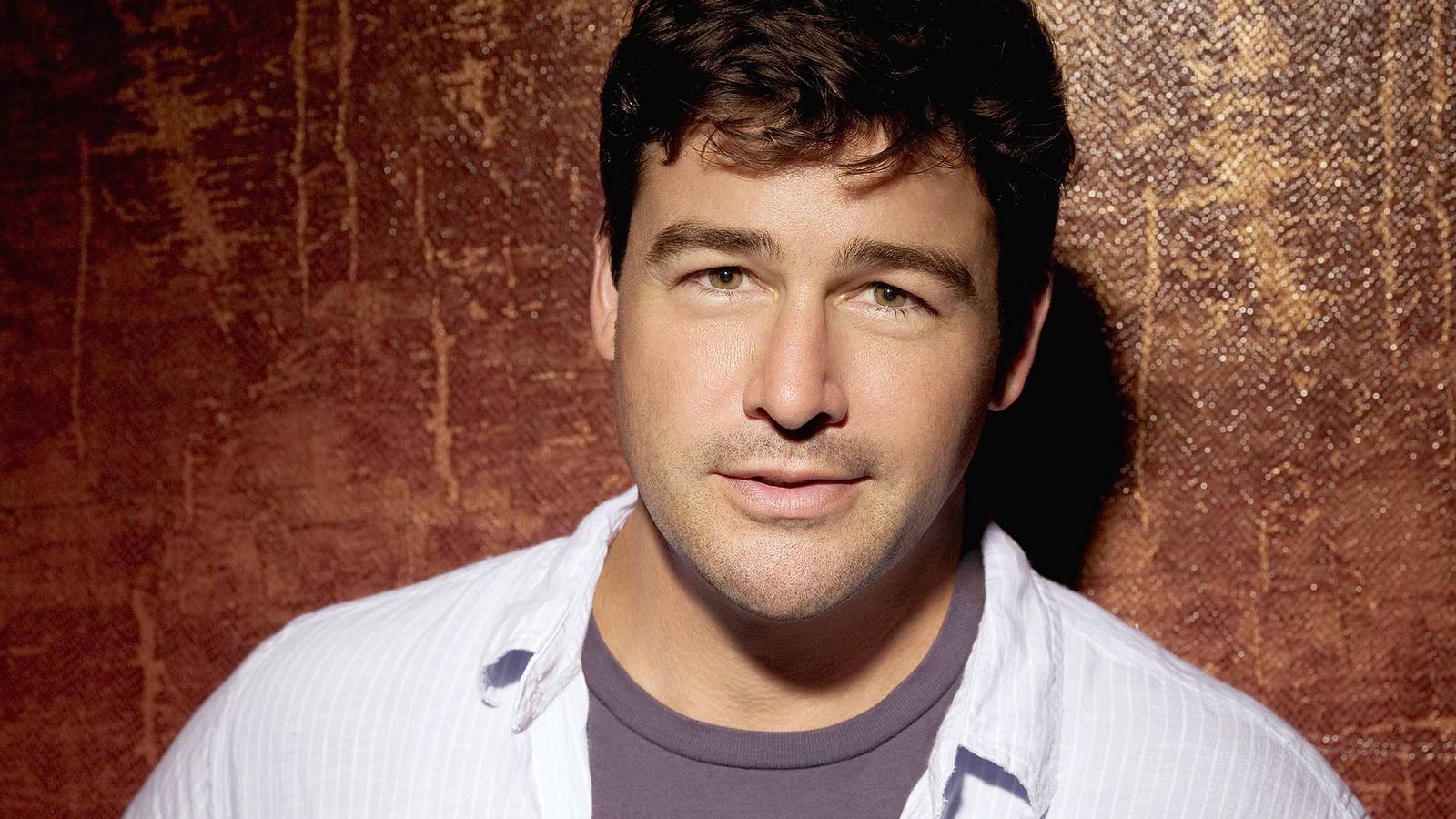 1600x900 Years Later, Kyle Chandler's 5 Part Series Still Holds Up