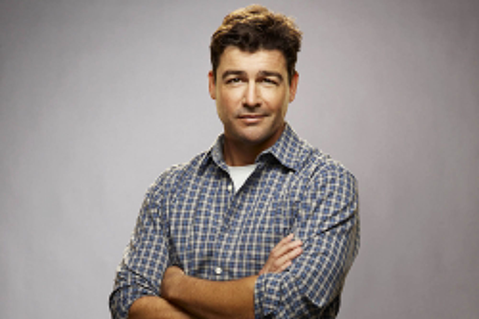 2000x1334 Picture of Kyle Chandler, Picture Of Celebrities
