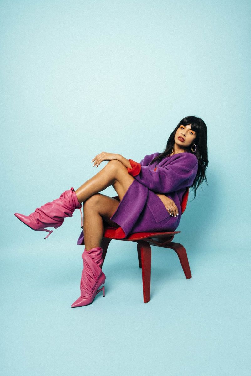 801x1200 Jameela Jamil Wallpaper