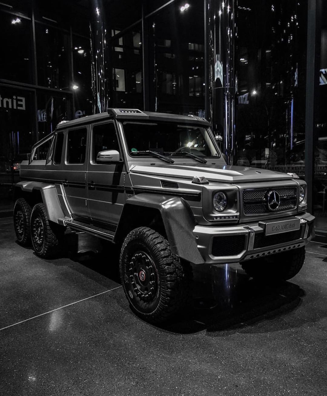 1080x1306 Mercedes AMG G 63 6x6 Wallpaper