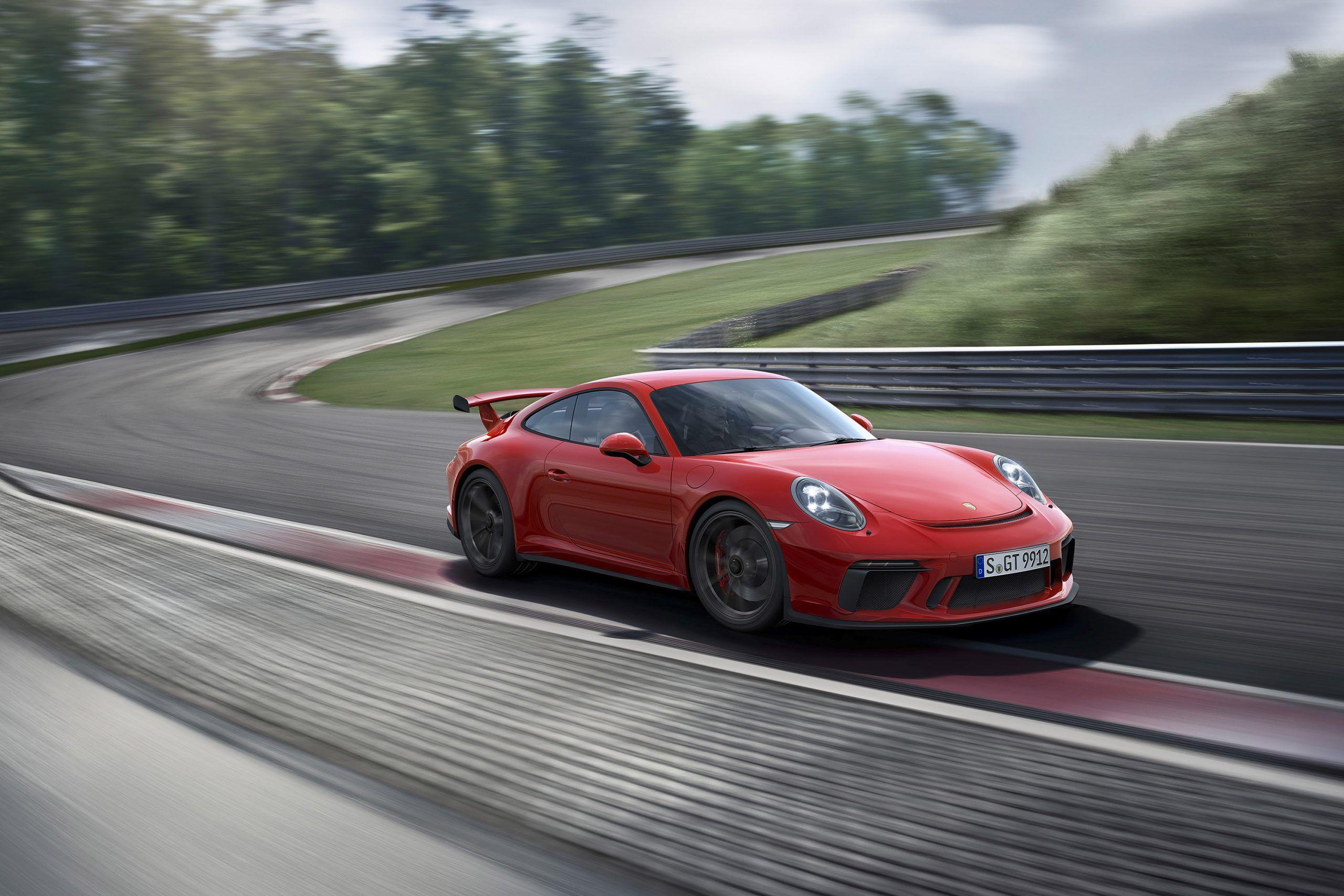 2560x1707 Porsche 911 GT3 Wallpaper
