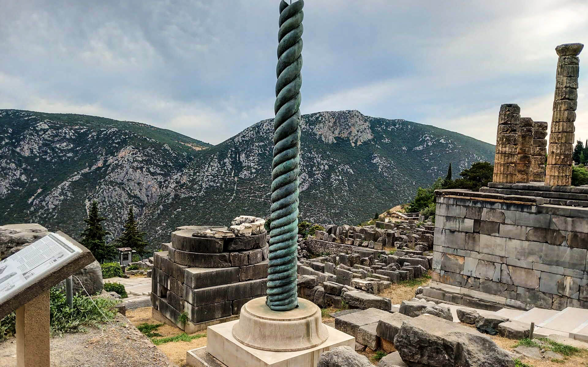 1920x1200 My Favorite Ancient Sites in Greece for History Lovers