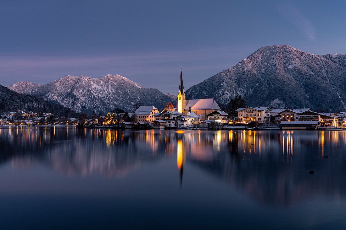 1100x733 Blick über den winterlichen Tegernsee