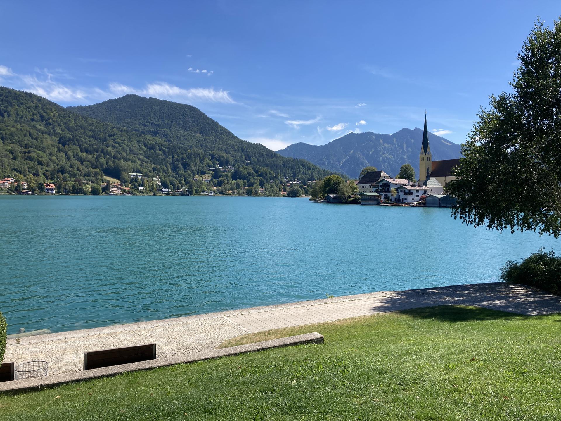 1920x1440 Lakes around Tegernsee