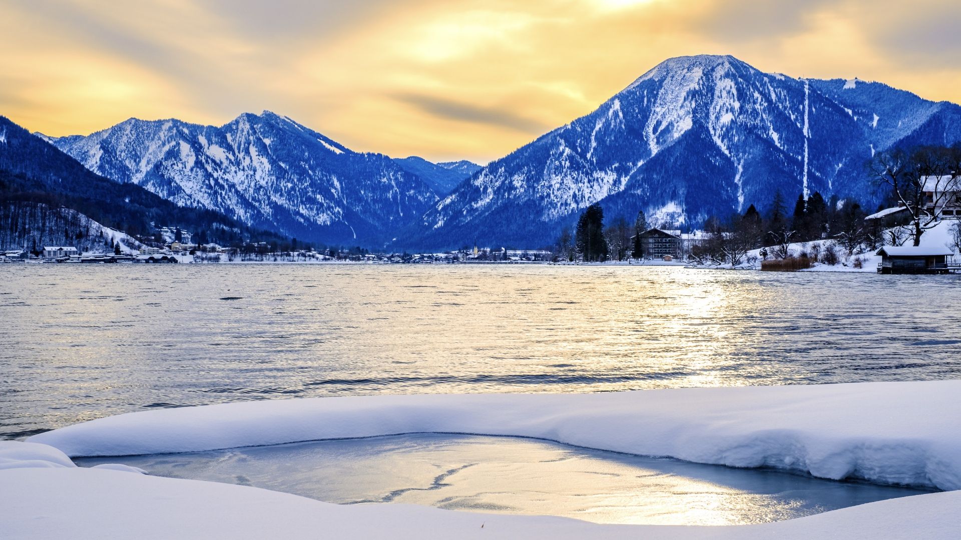 1920x1080 Winter Dream at Lake Tegernsee: A Short Getaway at the Landhaus am Stein in Bad Wiessee