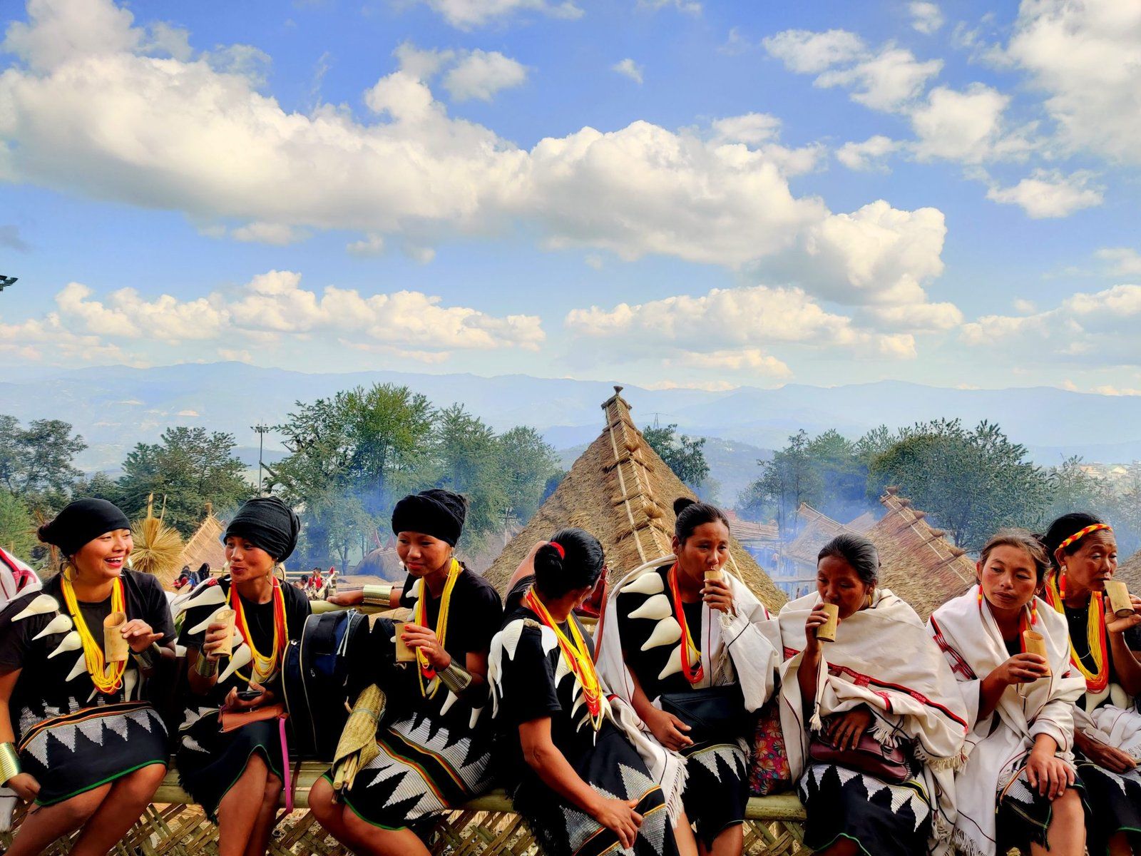 1600x1200 Hornbill Festival In Picture: Nagaland. Roy Tells Tales