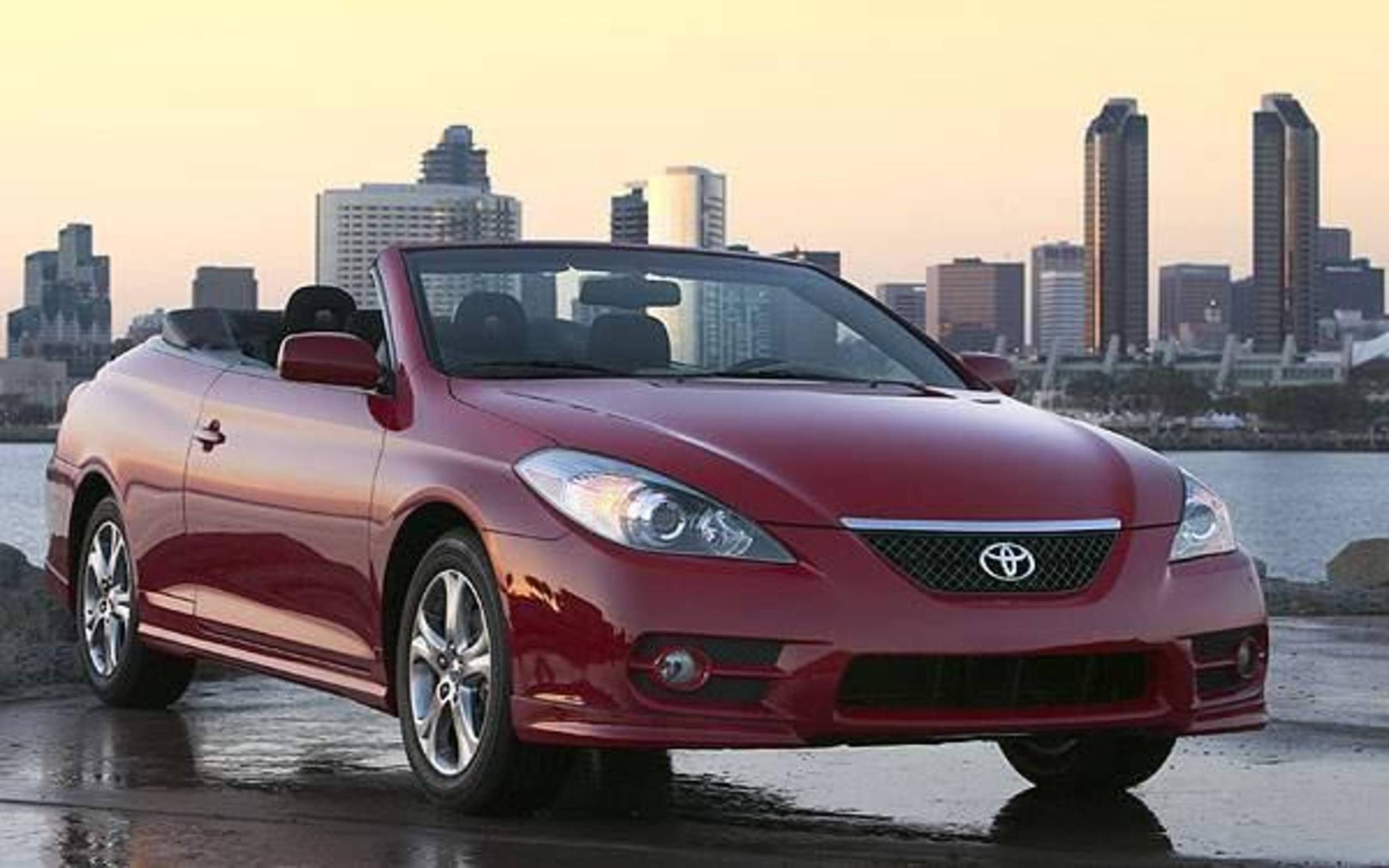 2560x1600 Toyota Solara convertible gets production extension