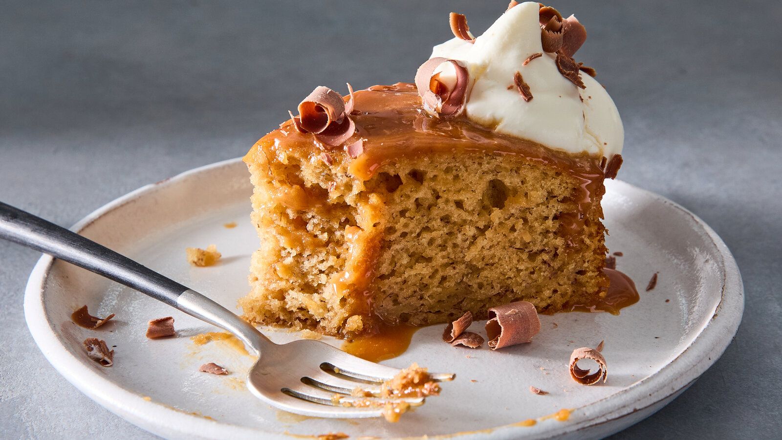1600x900 Banana Cake With Caramel Glaze