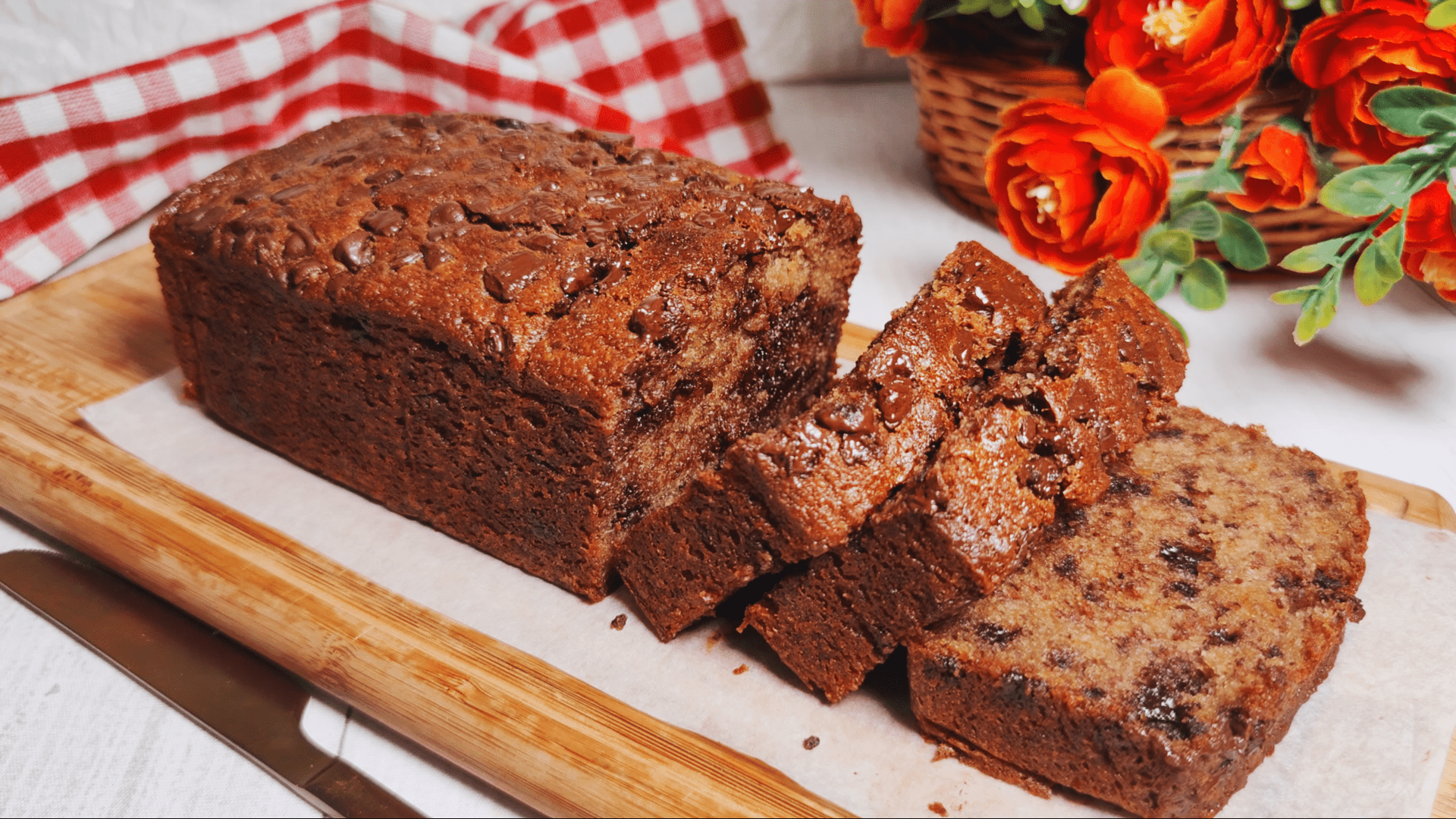 1920x1080 Chocolate Chip Banana Cake Artistic Cook