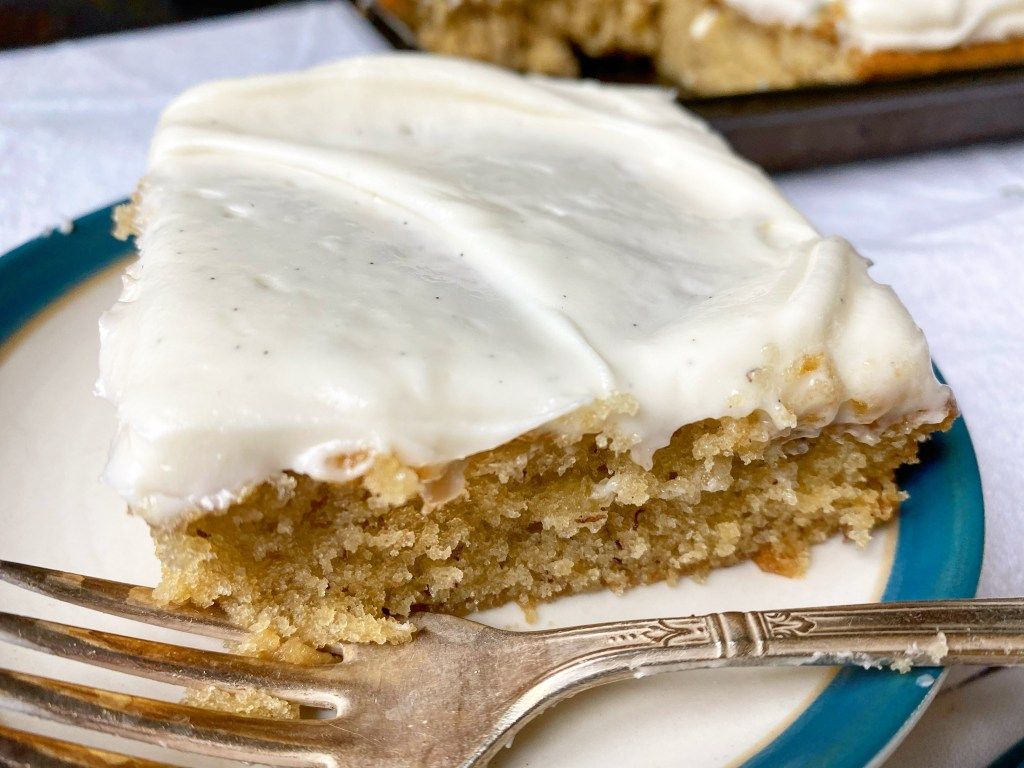 1024x768 The BEST Banana Sheet Cake • Food for a Year
