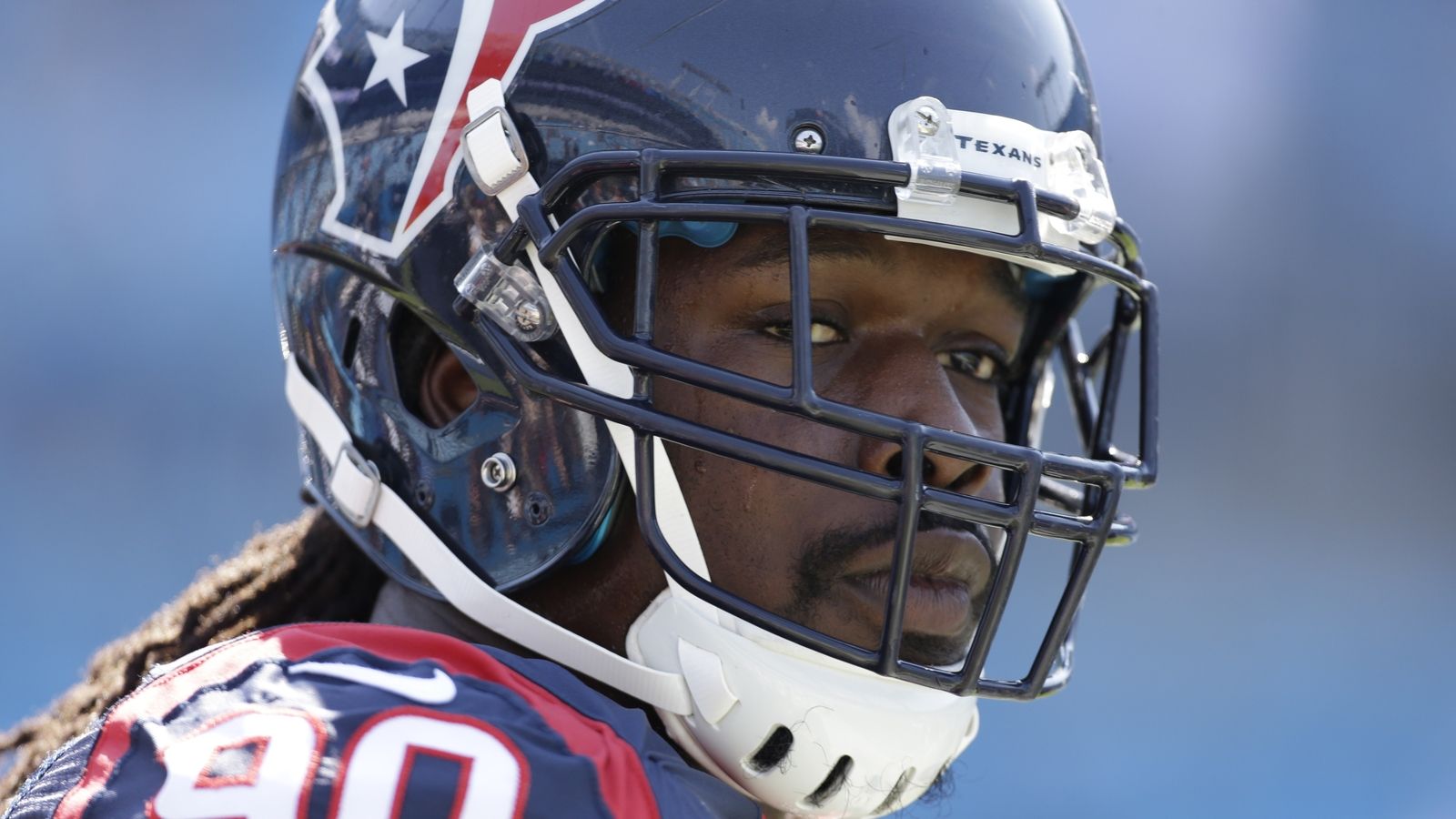 1600x900 Jadeveon Clowney reaches deal to reunite with Texans, sources say