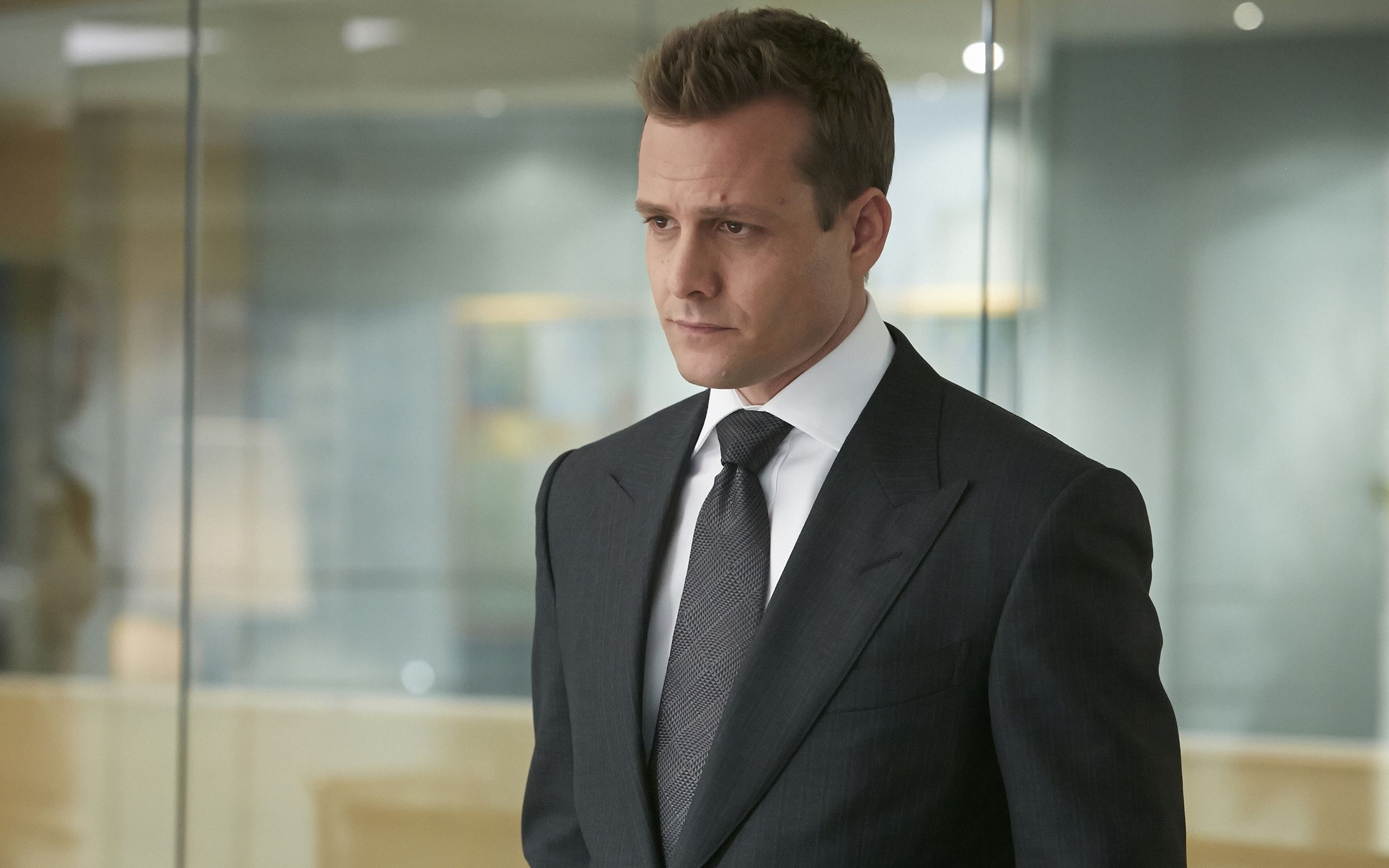 2560x1600 Harvey Specter Wallpaper