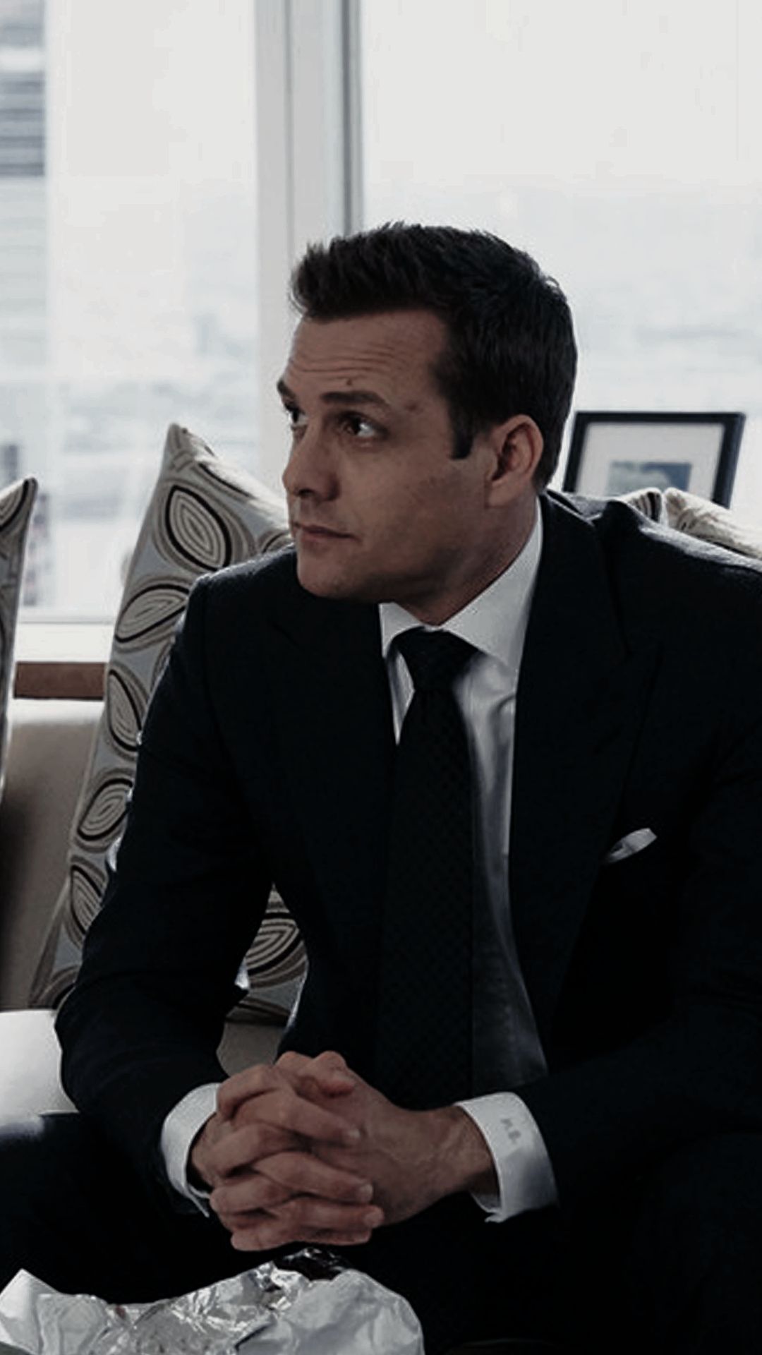1080x1920 Harvey Specter Wallpaper
