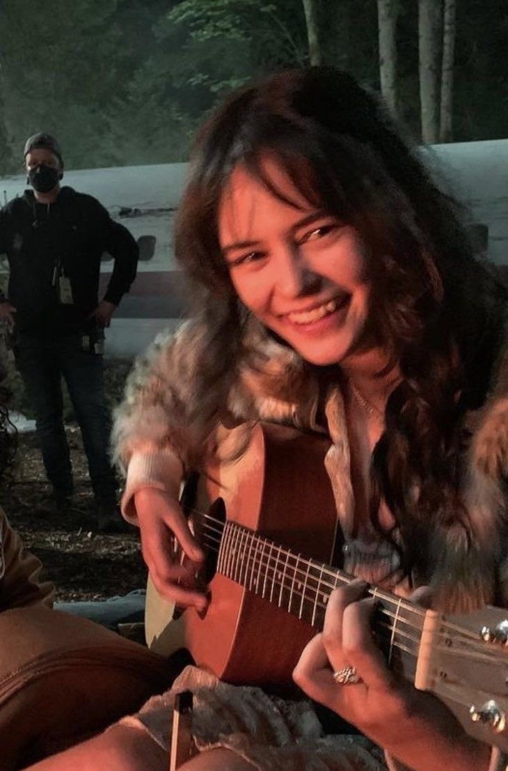 730x1107 Lottie matthews outfits. Lottie matthews wallpaper, Older lottie matthews, Courtney eaton