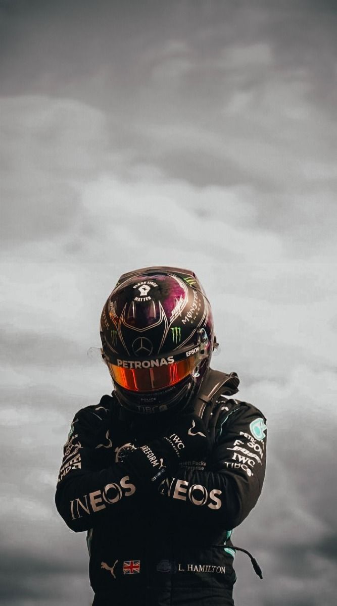 667x1200 Lewis Hamilton Wakanda Wallpaper